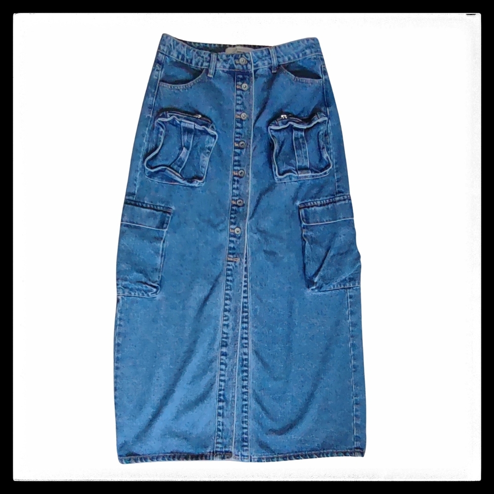 Q2 Premium Denim Button Up Cargo Skirt Size L(44)